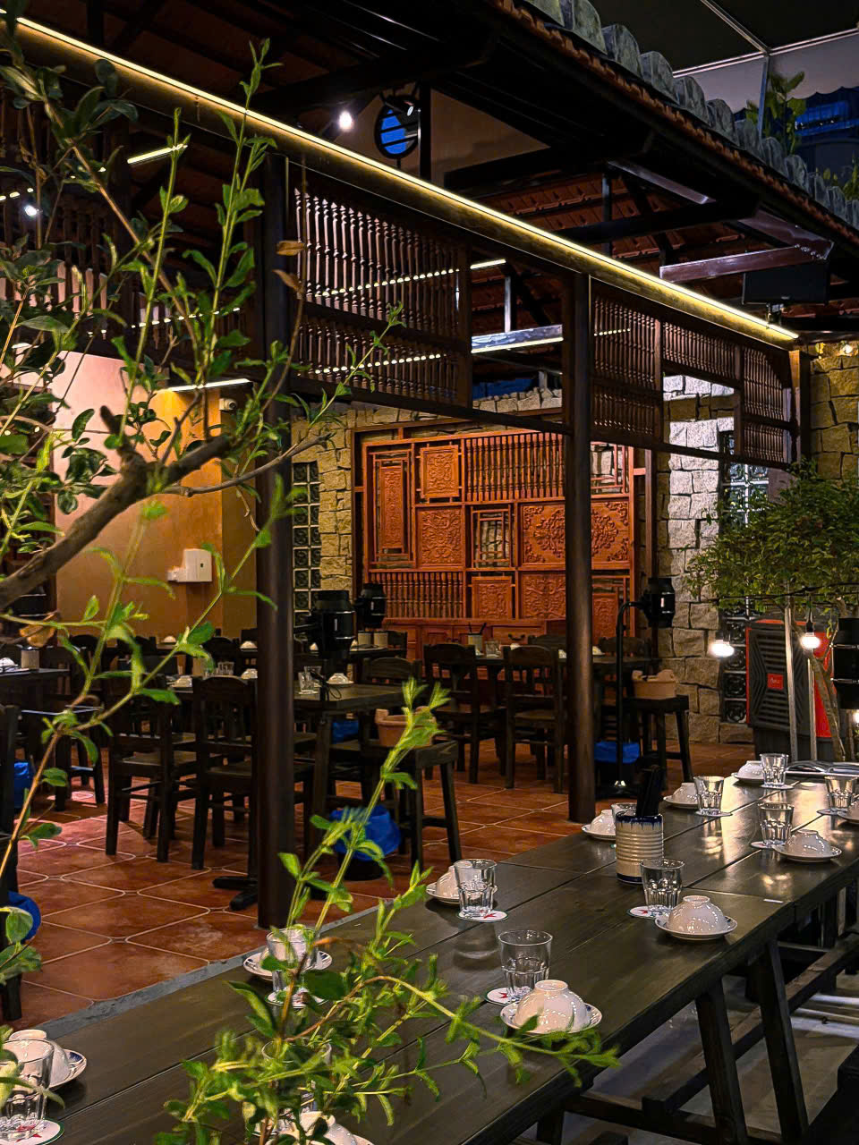 Mây Nướng Restaurant - 1A Đề Thám