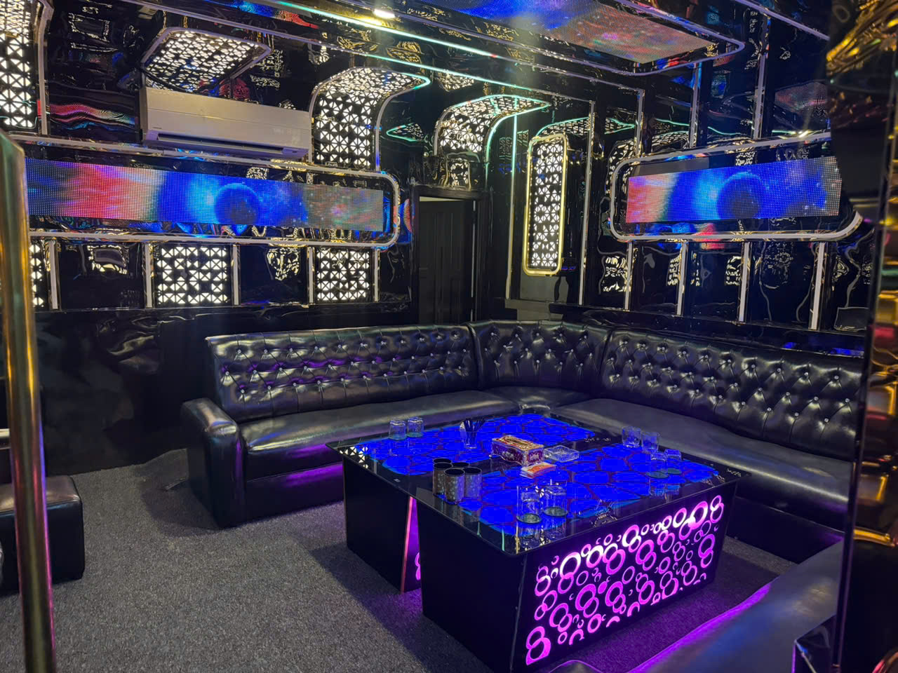 Karaoke New KTV 236 Lê Hồng Phong