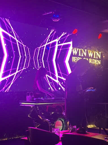 Nhà Hàng Hầm Rượu Win Win - 146 Đường Số 1, KDC Trung Sơn