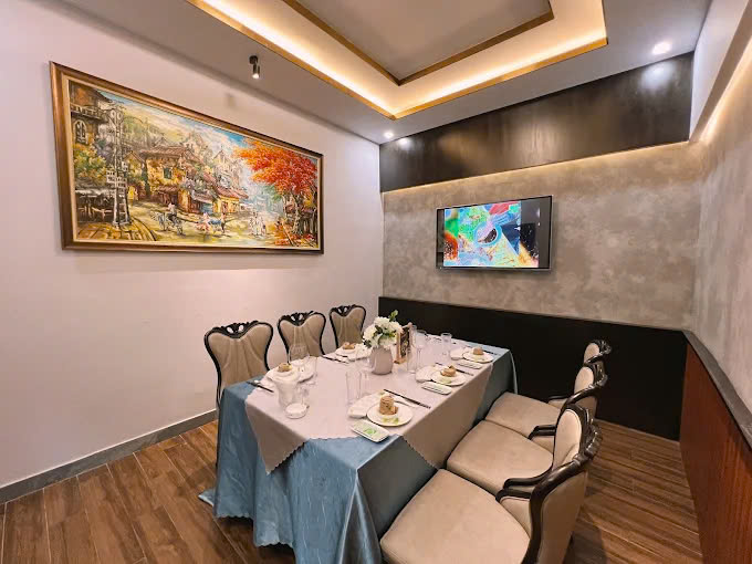 Khế Việt Restaurant - 15 Nguyễn Thị Diệu, Quận 3