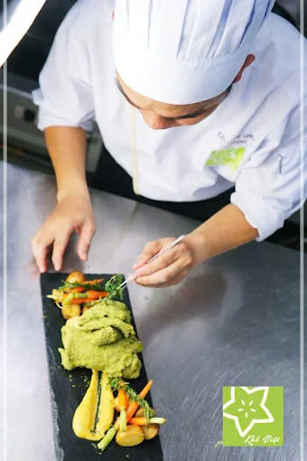 Khế Việt Restaurant - 15 Nguyễn Thị Diệu, Quận 3