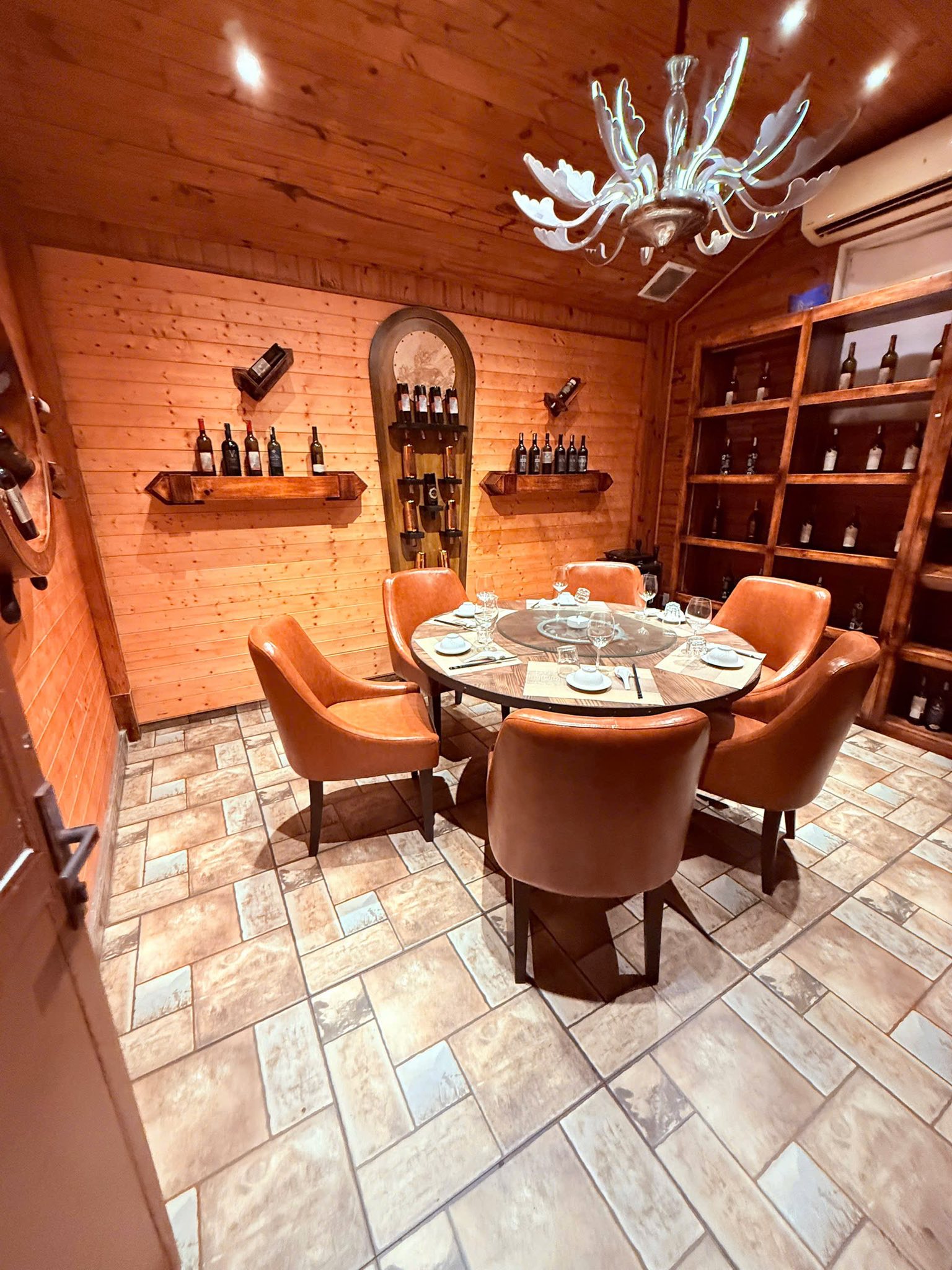 Ẩm Thực Nam Phương - 18B Phan Văn Trị, Quận Gò Vấp