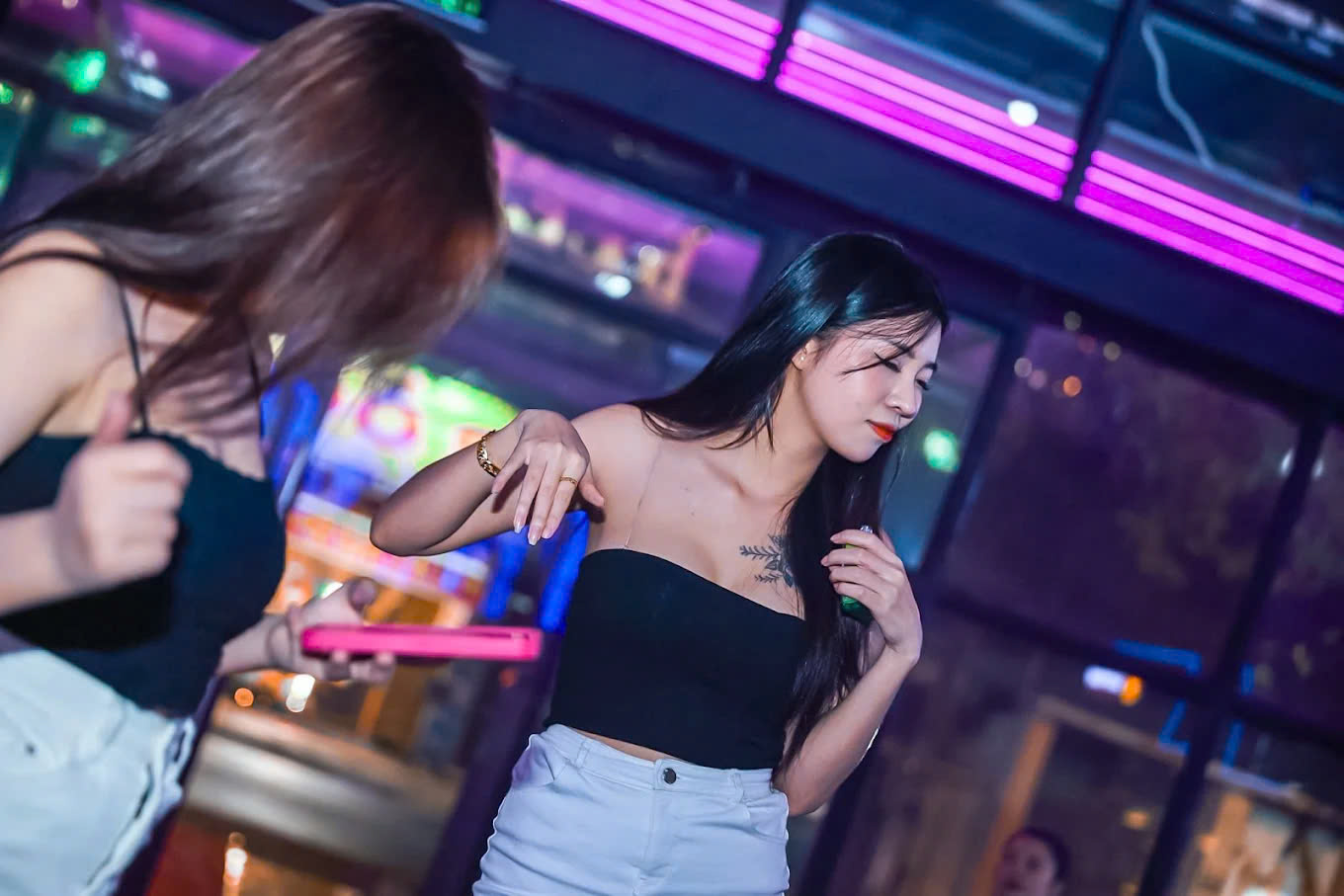 NHIỆT Beer Garden - 145 Phạm Ngũ Lão, Thủ Dầu Một