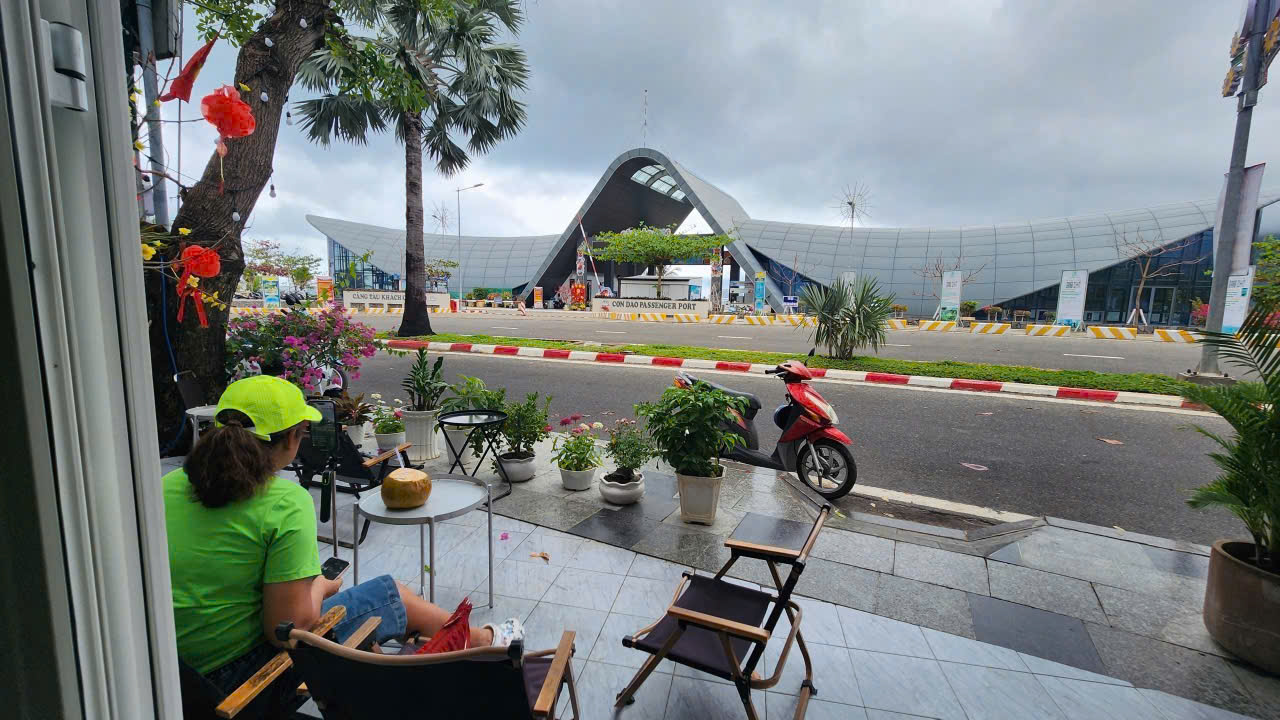 Le Condor Homestay & Coffee – Thuê Phòng Nhanh Giá Tốt tại Côn Đảo