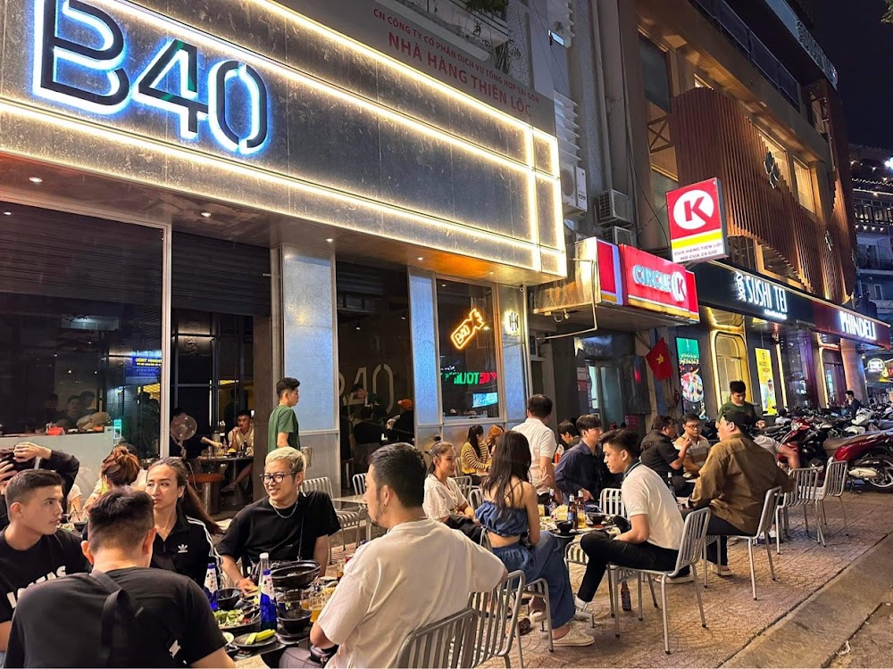 Quán Nhậu B40 tại 12-18 Trần Hưng Đạo