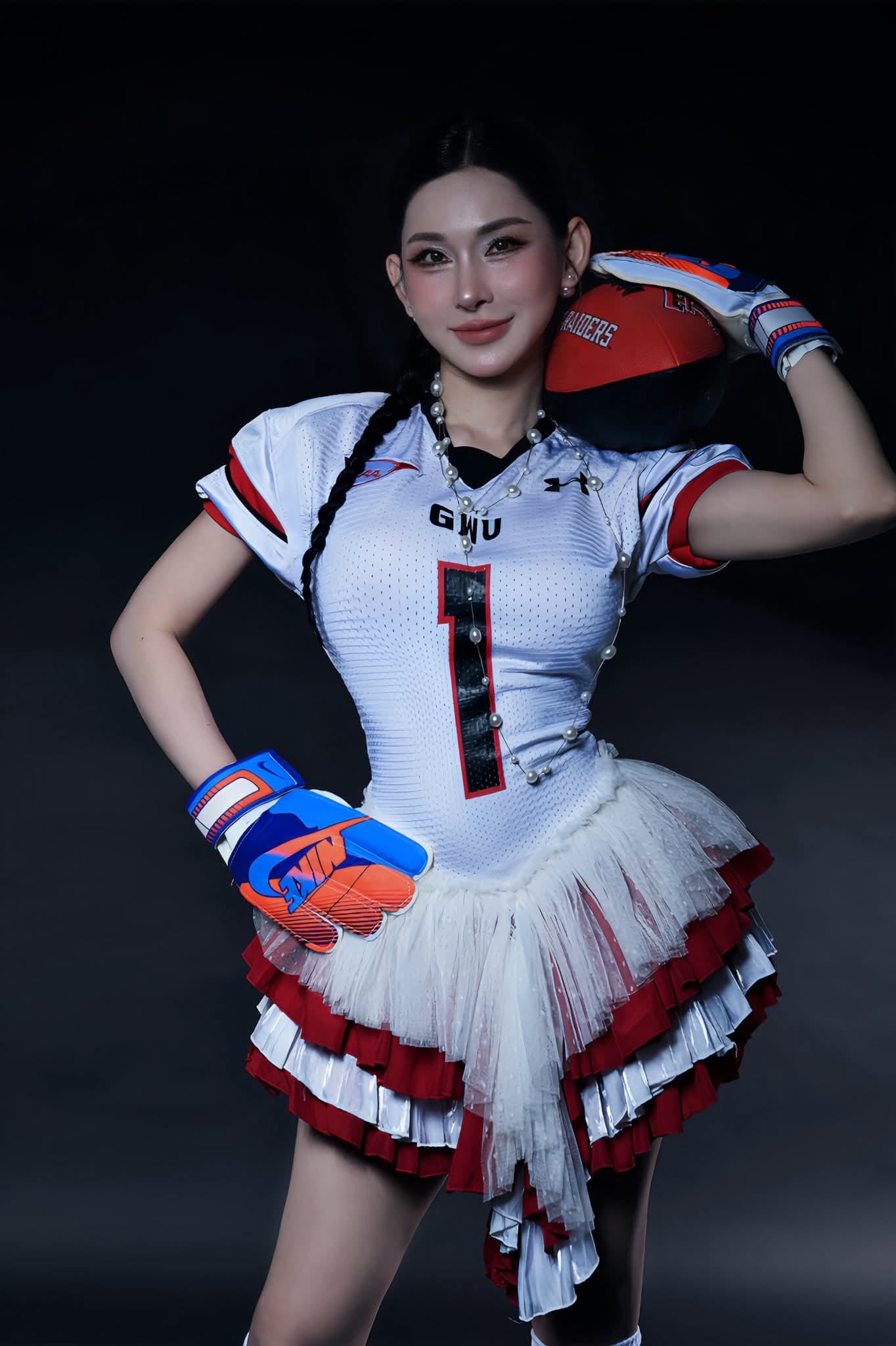 Empire Club – 8 Nguyễn Văn Tráng, Quận 1