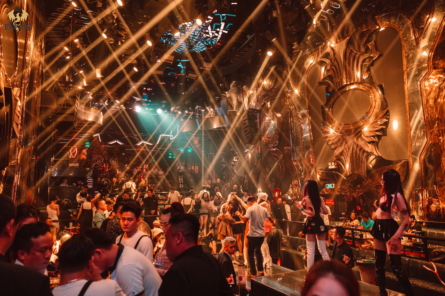 Empire Club 8 Nguyễn Văn Tráng Quận 1