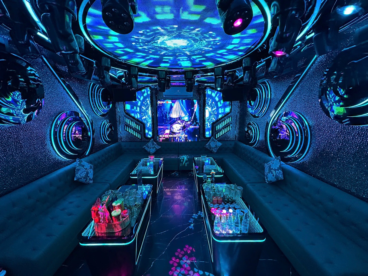 Karaoke China Town KTV - C19/4A Đường số 9A, KDC Trung Sơn