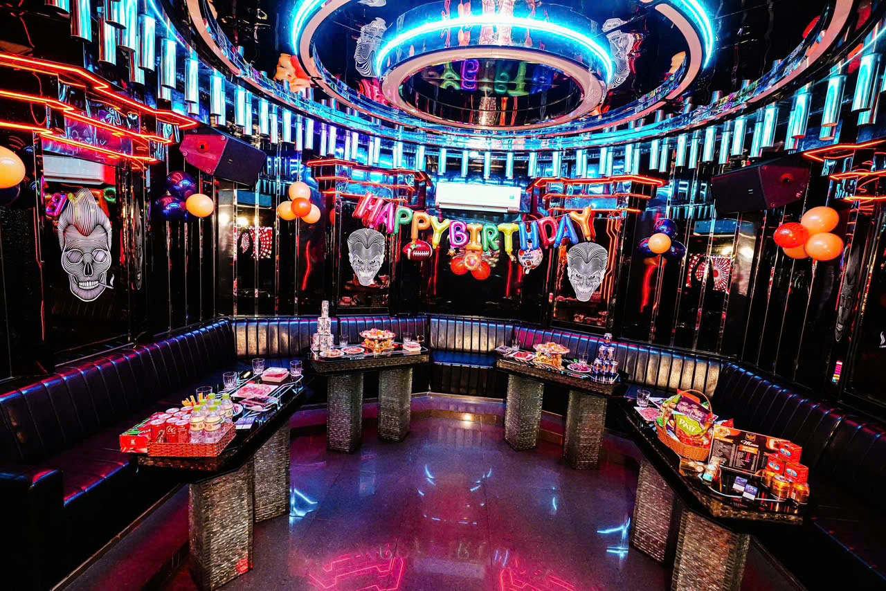 Karaoke Amazon - 119-121 Tân Sơn Nhì , Quận Tân Phú