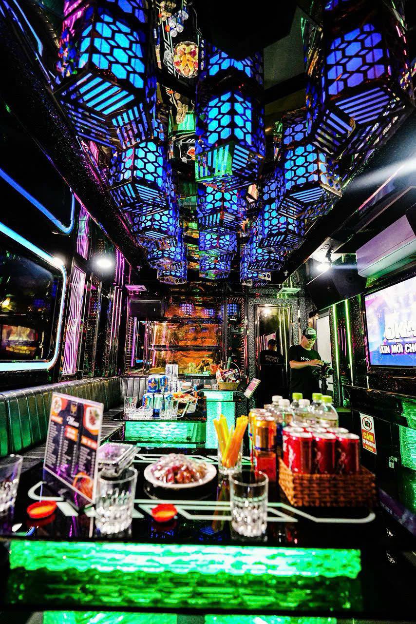 Karaoke Amazon - 119-121 Tân Sơn Nhì , Quận Tân Phú