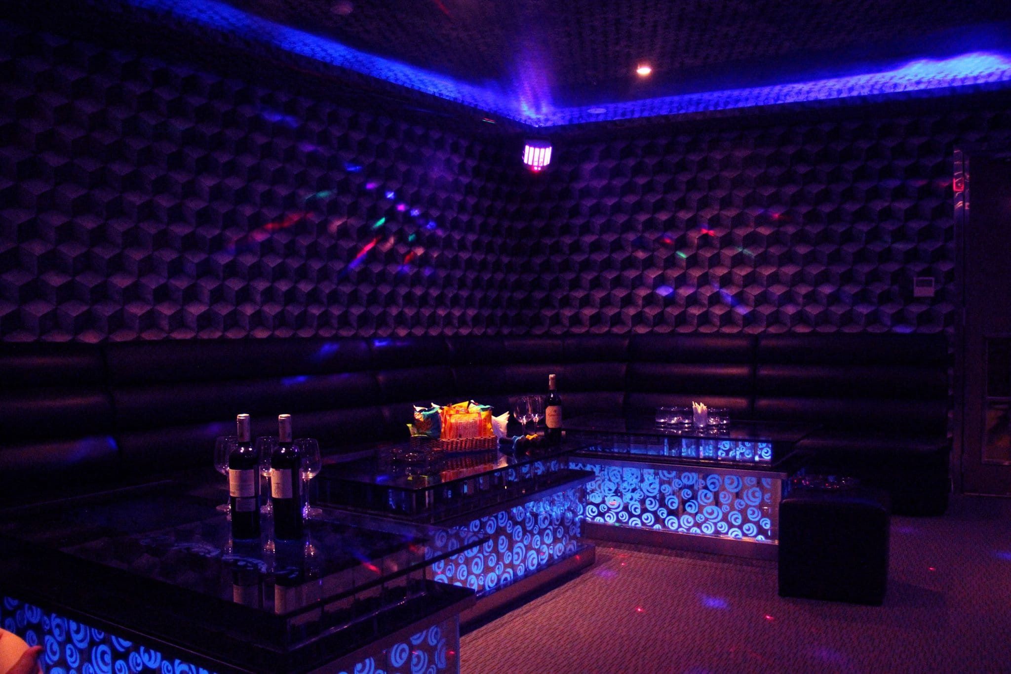 Karaoke BOSS Restaurant & KTV - KDC Trung Sơn Bình Chánh