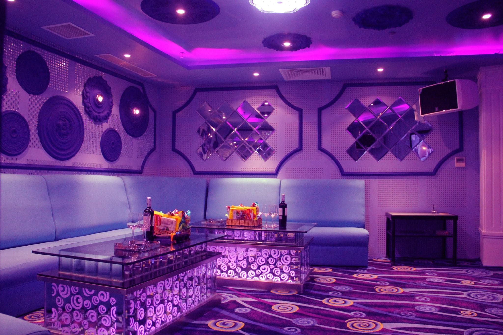 Karaoke BOSS Restaurant & KTV - KDC Trung Sơn Bình Chánh