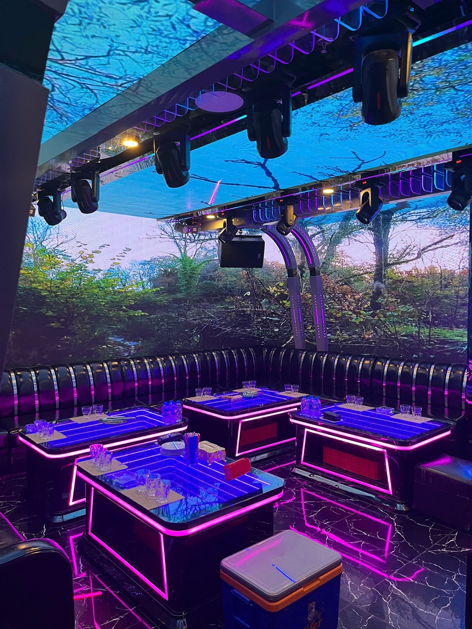 Karaoke Du Xuân - 3 Trần Khắc Chân, Quận 1