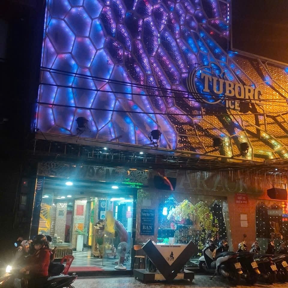 Karaoke FYOU I - 283/9 Đường Cách Mạng Tháng 8