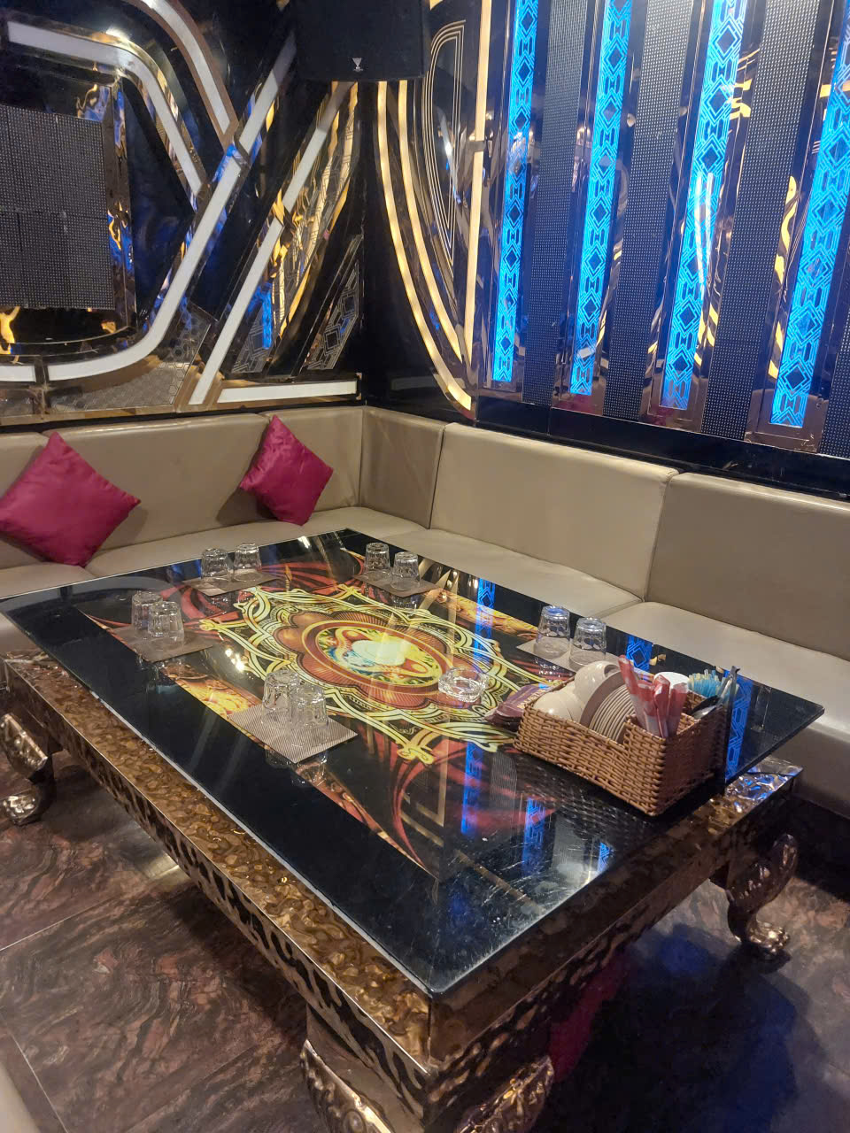 Karaoke Hoa Quỳnh - 34 Trần Quang Khải, Quận 1