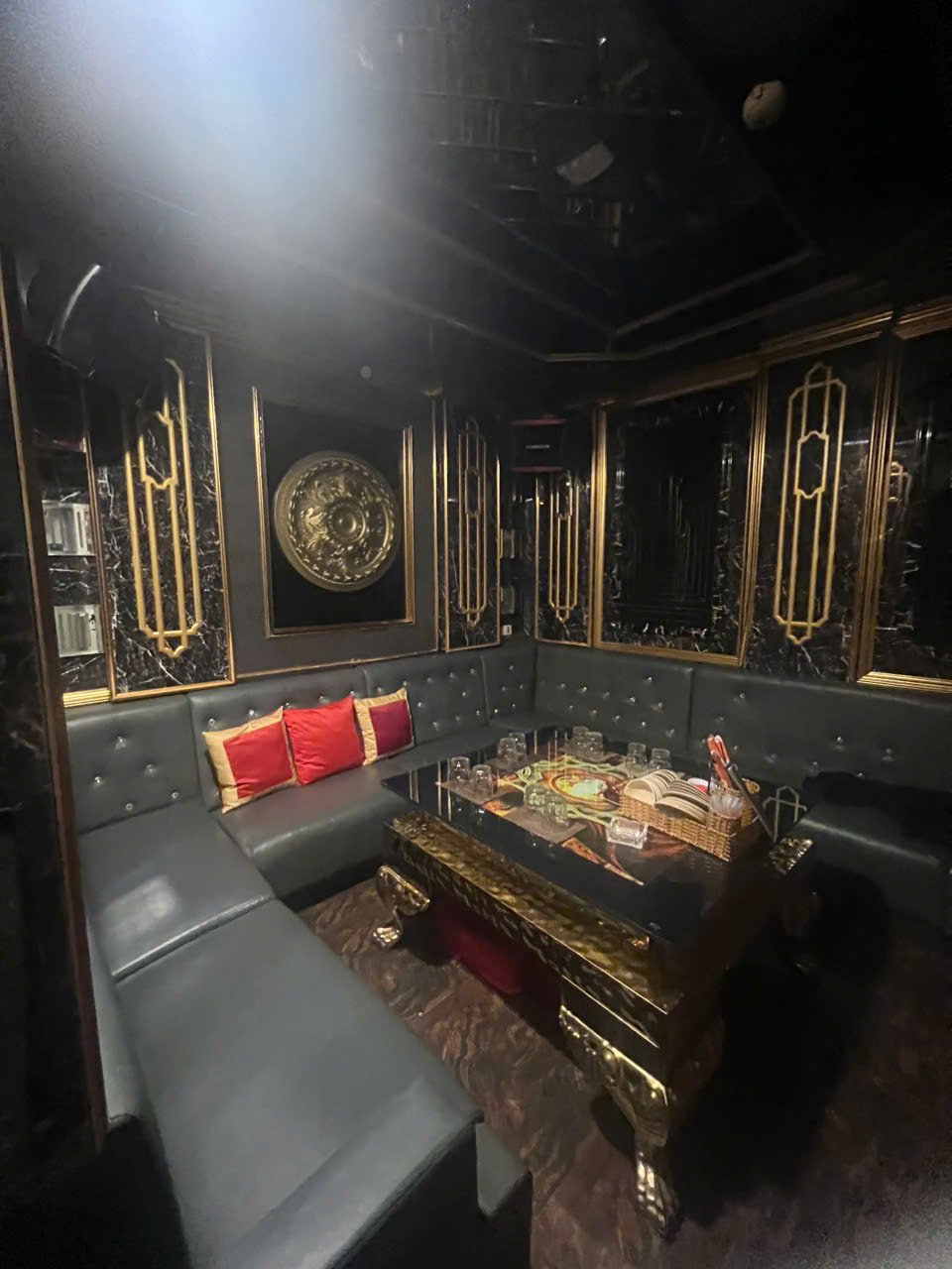 Karaoke Hoa Quỳnh - 34 Trần Quang Khải, Quận 1