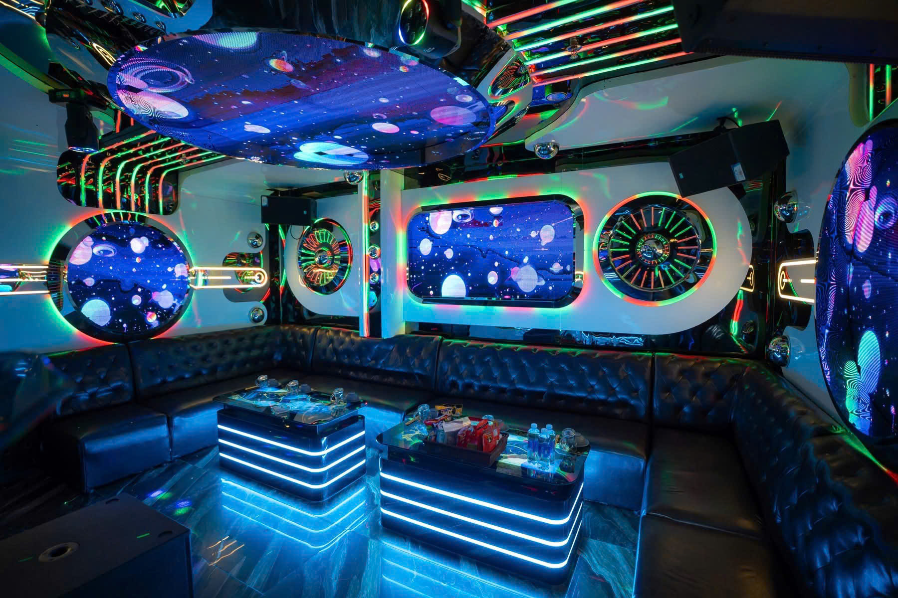 Karaoke Queen Star - 378 Nguyễn Văn Lượng, Gò Vấp