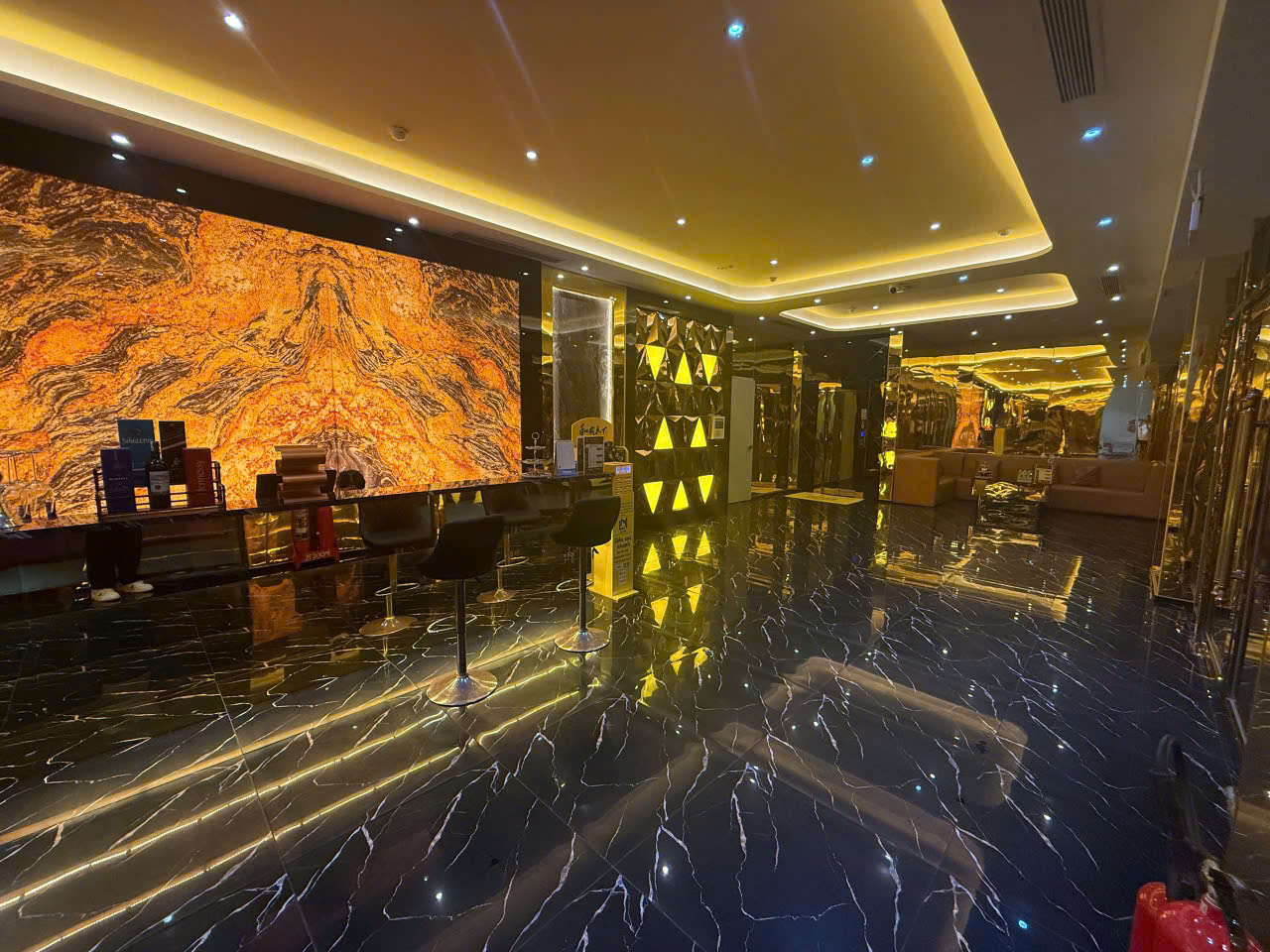 Karaoke Quốc Tế Đông Phương KTV - Bình Dương