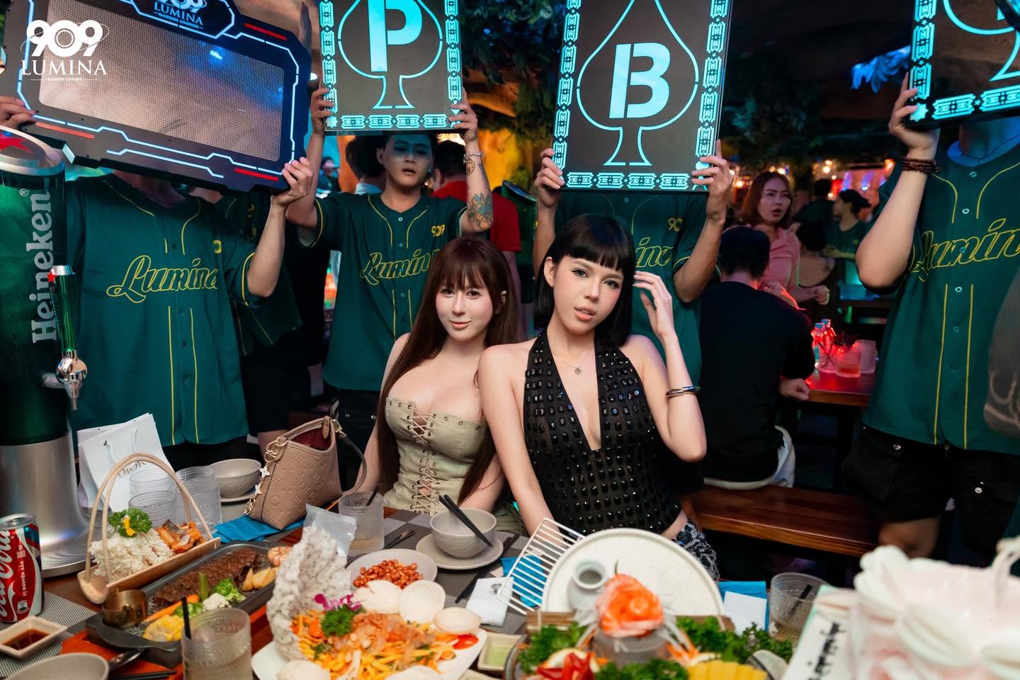 909 Beer Garden Lumina- Trần Hưng Đạo, Quận 5