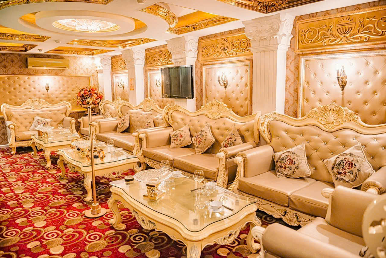 Karaoke Kingdom - 67 Phạm Viết Chánh, Quận 1