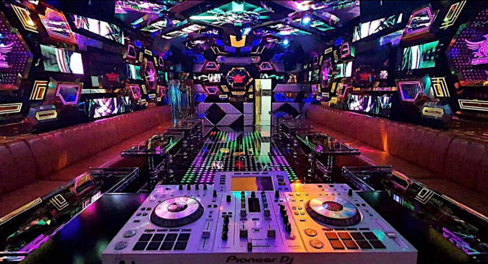 Karaoke Empire KTV Nha Trang - 28-29 Nguyễn Cơ Thạch
