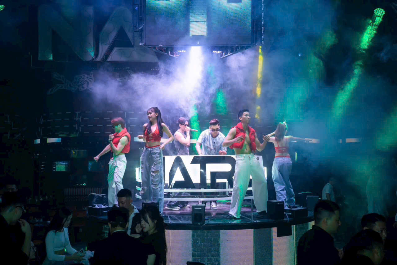 Natra Beer Garden -  6 Lê Trọng Tấn, Sơn Kỳ, Tân Phú