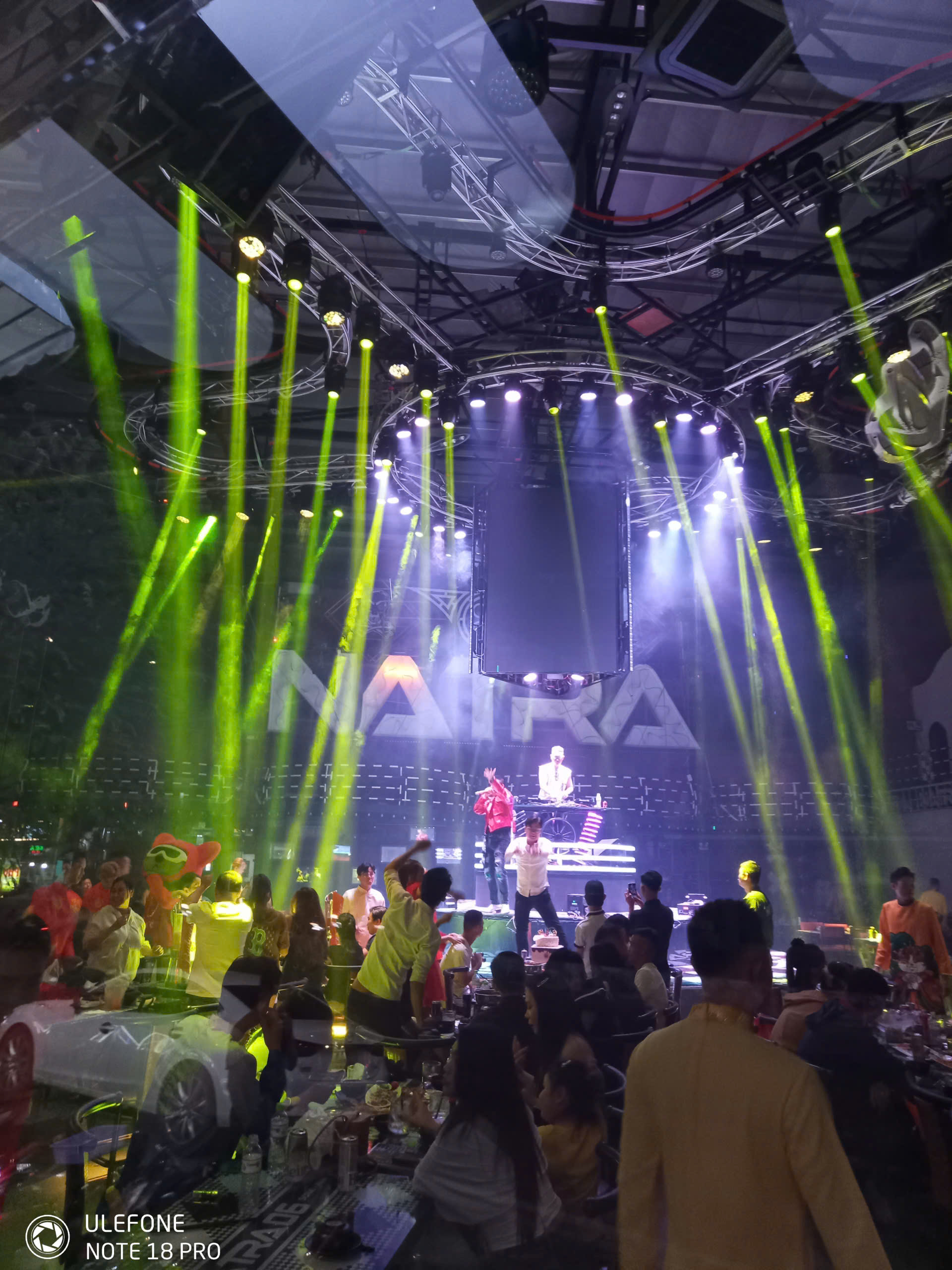 Natra Beer Garden -  6 Lê Trọng Tấn, Sơn Kỳ, Tân Phú