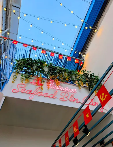 Nhà hàng Hải sản Bến Cảng - Restaurant Côn Đảo Vũng Tàu