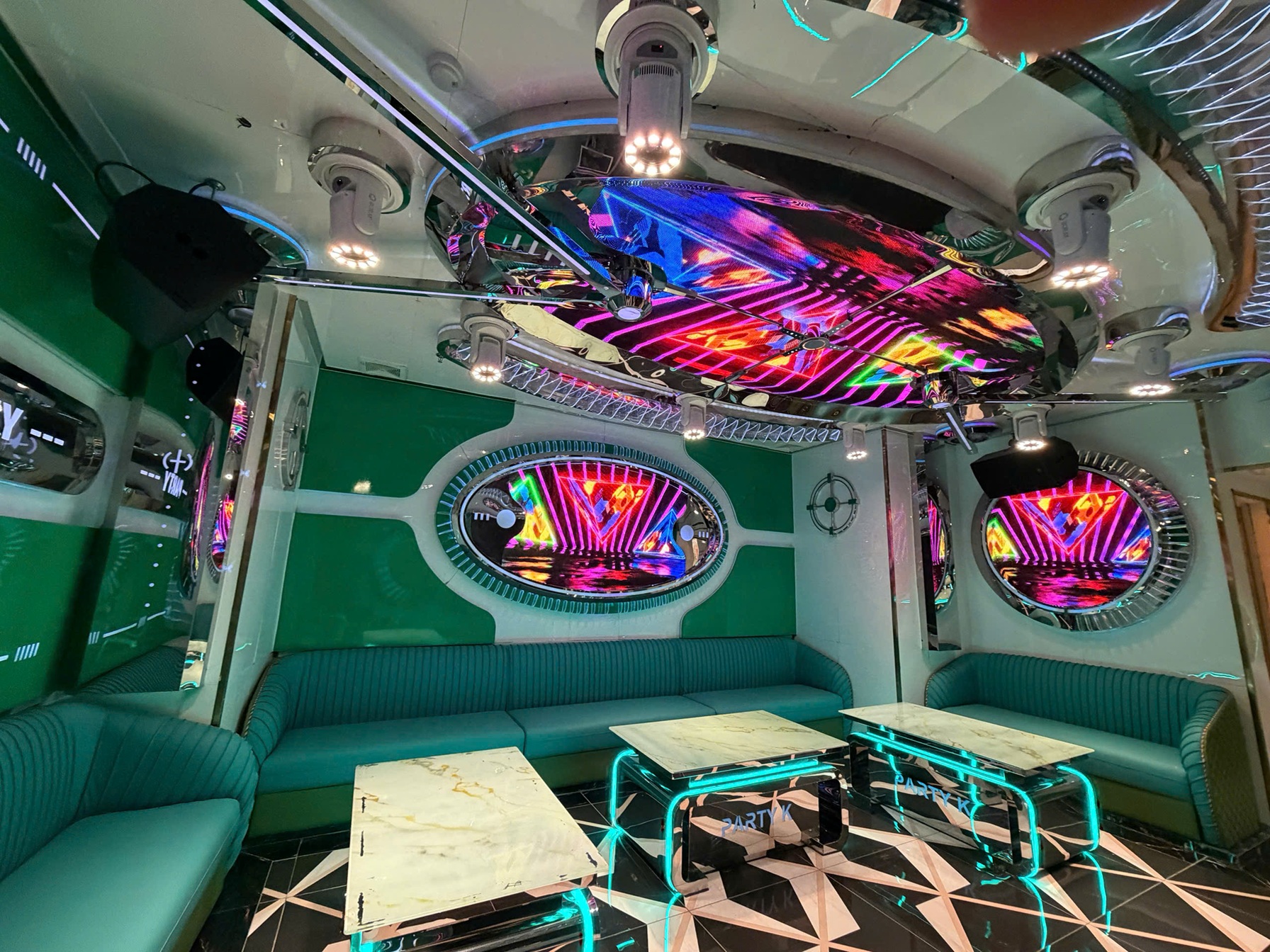 Karaoke Las Vegas 3 - Nguyễn Huy Chương, Sơn Trà, Đà Nẵng