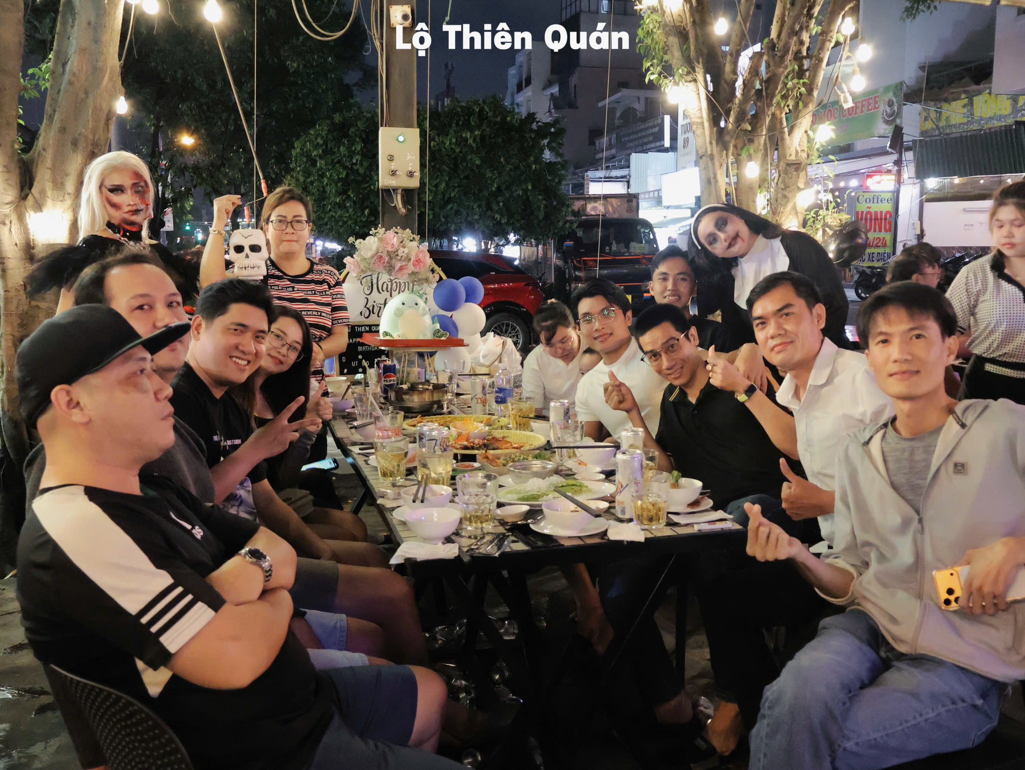 Lộ Thiên Quán -  872 Trường Chinh, Quận Tân Bình