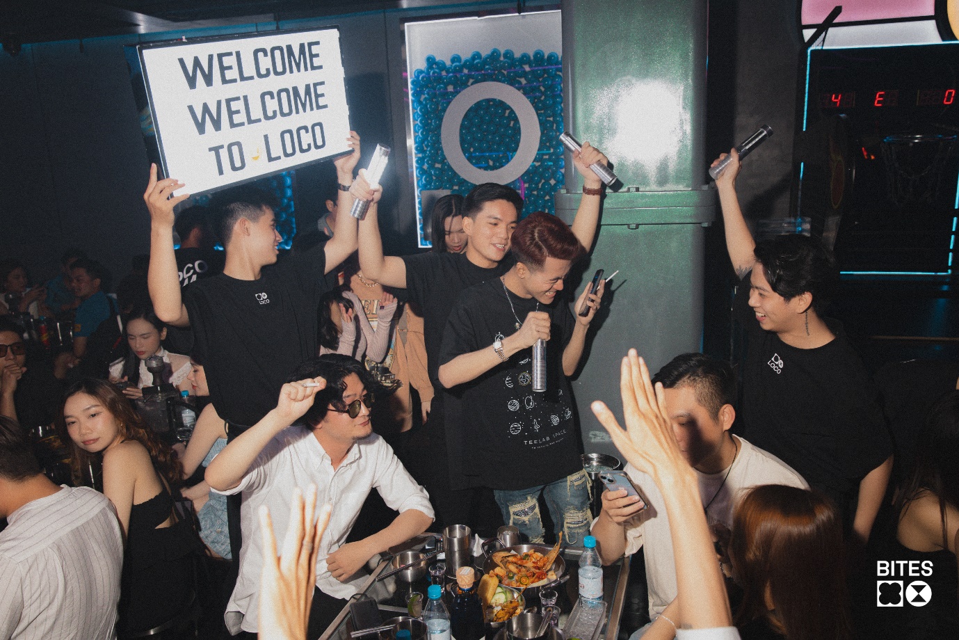 LOCO HEATROOM - 11 Nam Quốc Cang