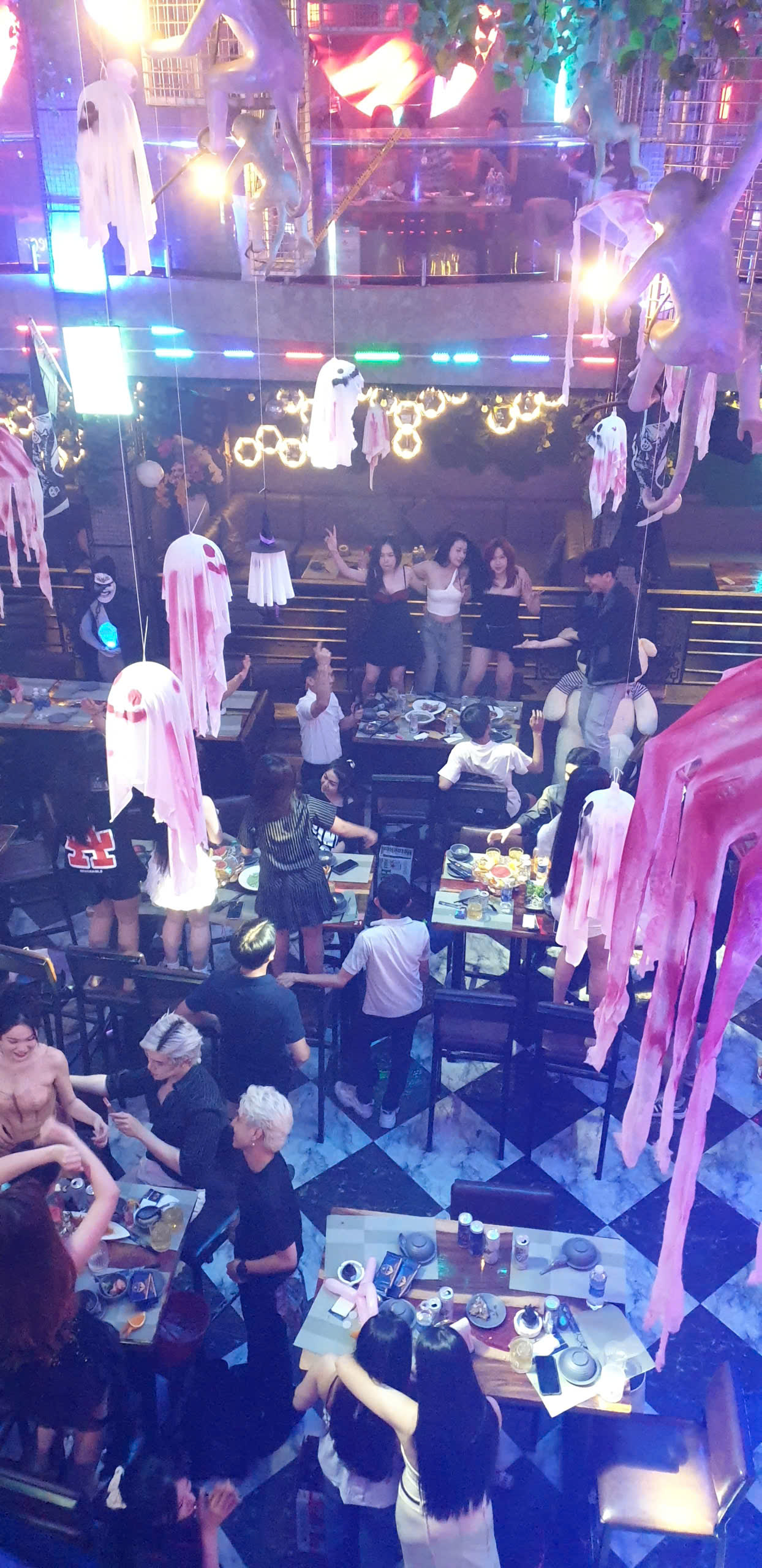 Love Garden Beer - 258 Nguyễn Văn Lượng, Gò Vấp