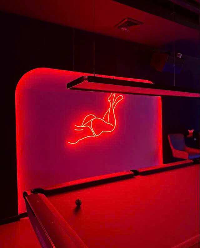 Maze Bar Darts & Pool - 36 Tôn Thất Thiệp, Quận 1