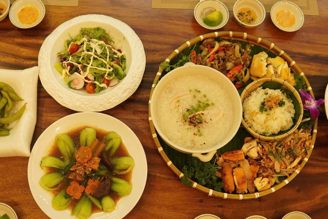 Nhà Hàng Gà Cửu Long - KTV Ga Cuu Long Trung Son