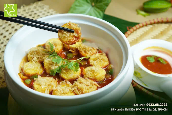 Khế Việt Restaurant - 15 Nguyễn Thị Diệu, Quận 3