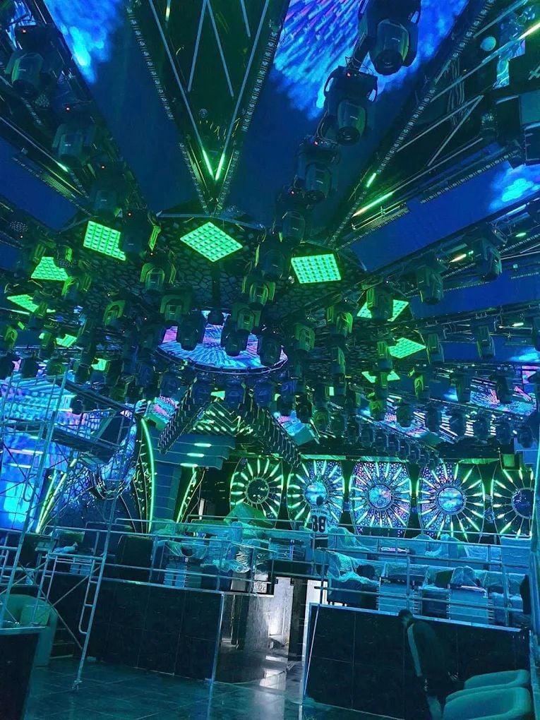 Newspace Ember 303 Lounge - Phạm Văn Đồng, Gò Vấp