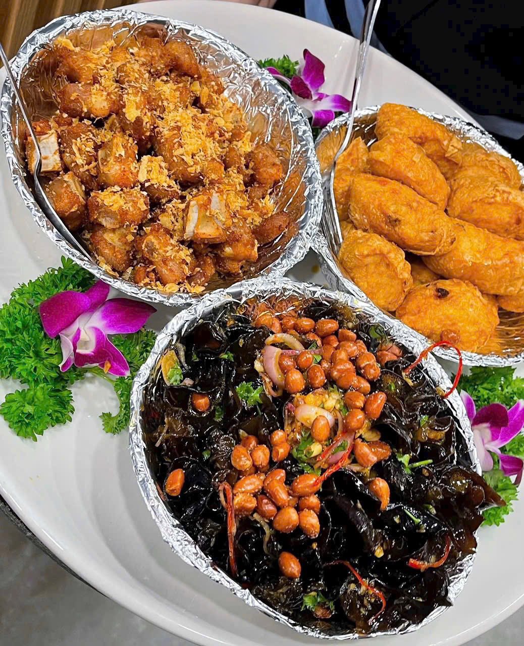 Nhà hàng Đại Dương 2 - 305 Âu Cơ, Quận Tân Phú, TP.HCM