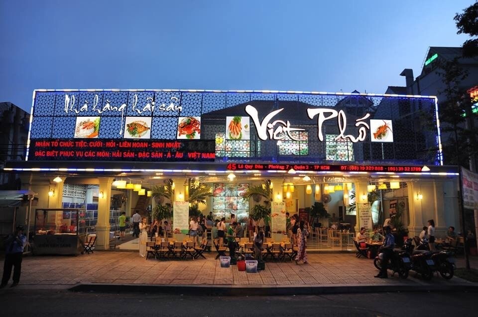 Nhà Hàng Việt Phố - 45-47-49 Lê Quý Đôn Quận 3