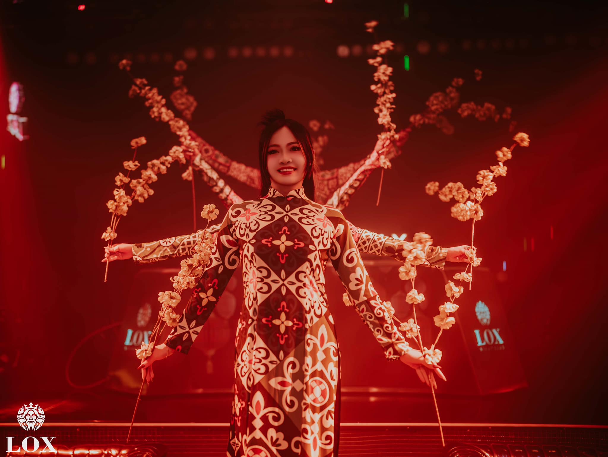 LOX BAR Vũng Tàu | Đặt Bàn VIP | Booking Nhanh