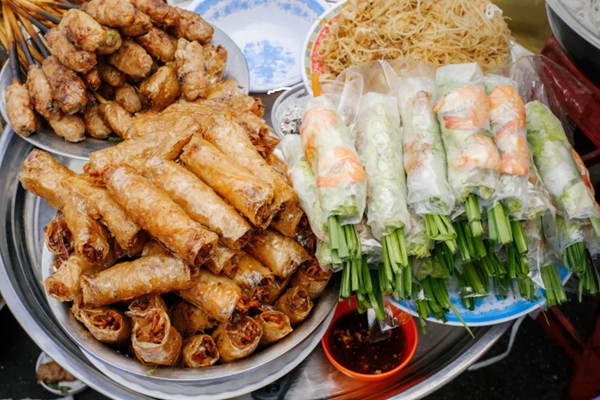 Phố Ẩm Thực - 662 Trường Chinh, Quận Tân Bình