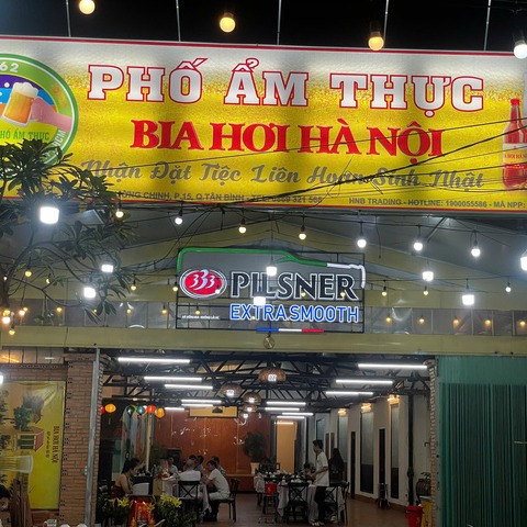 Phố Ẩm Thực - 662 Trường Chinh, Quận Tân Bình