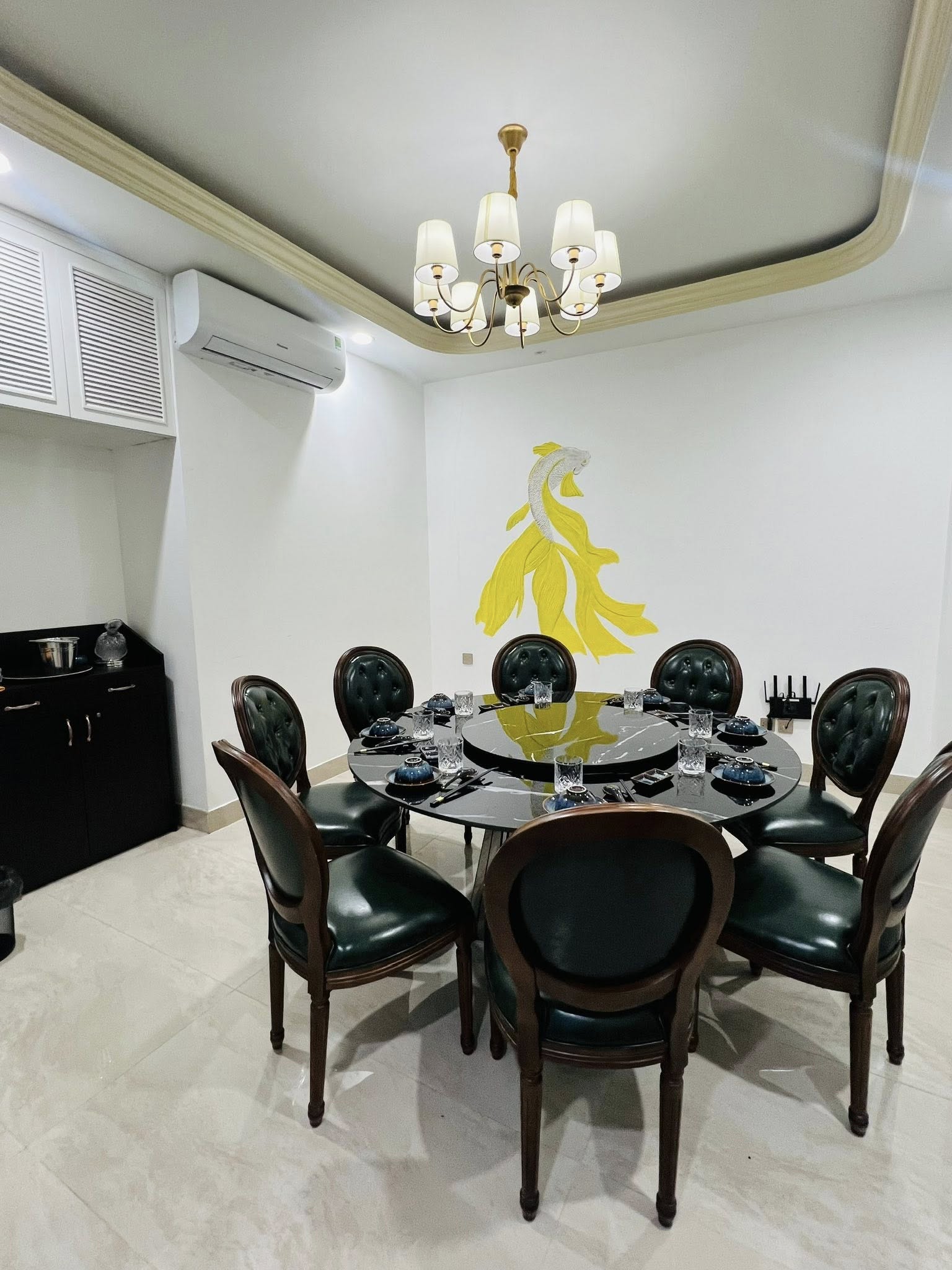 Quế Tương Lầu 桂湘楼 - 211 Hoàng Sa, Quận 1