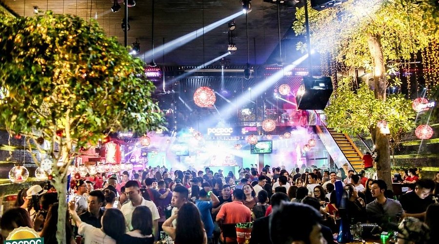 Poc Poc Beer Garden - 79A Nguyễn Đình Chiểu, Quận 3, TPHCM