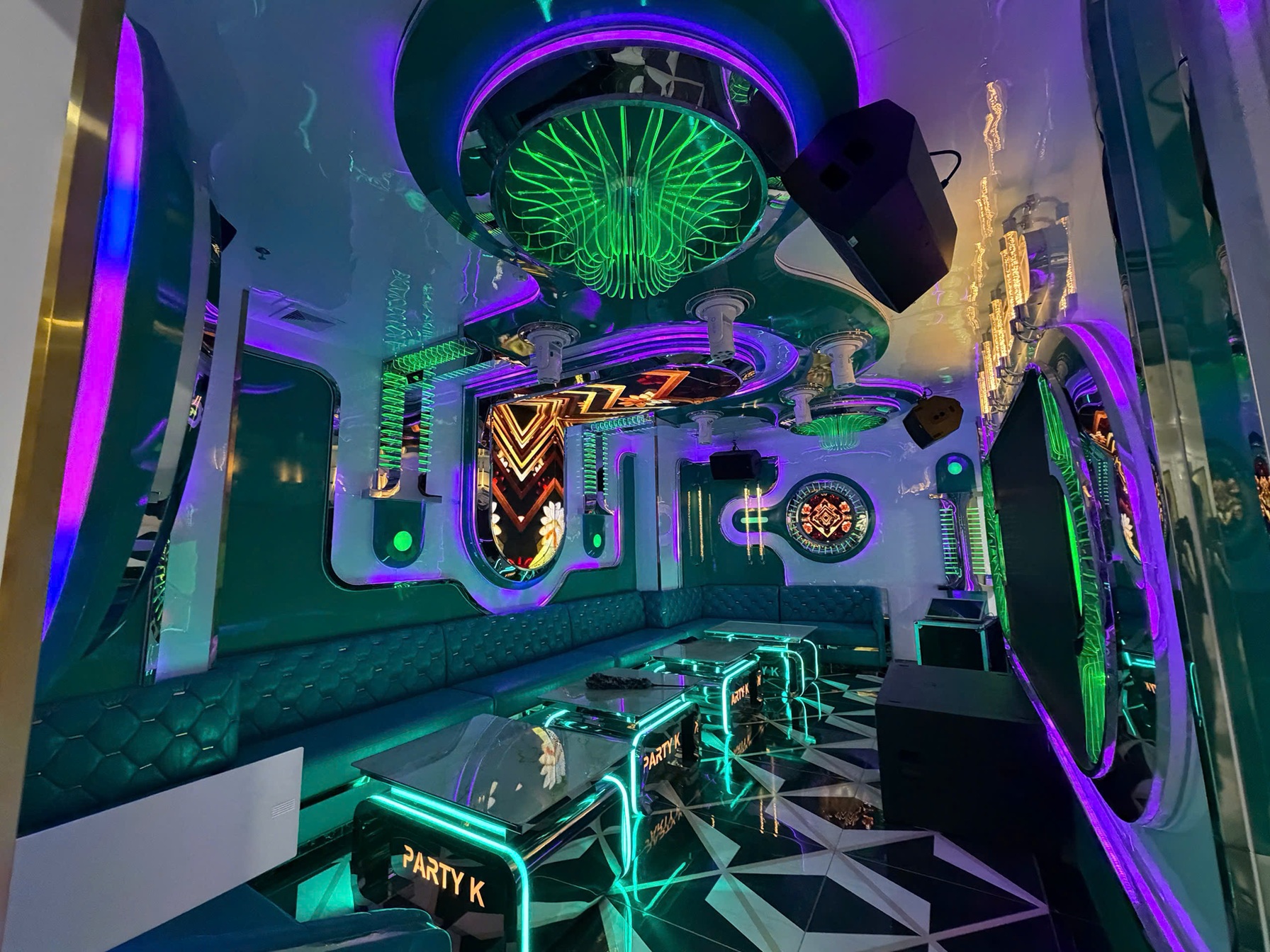 Karaoke Las Vegas 3 - Nguyễn Huy Chương, Sơn Trà, Đà Nẵng