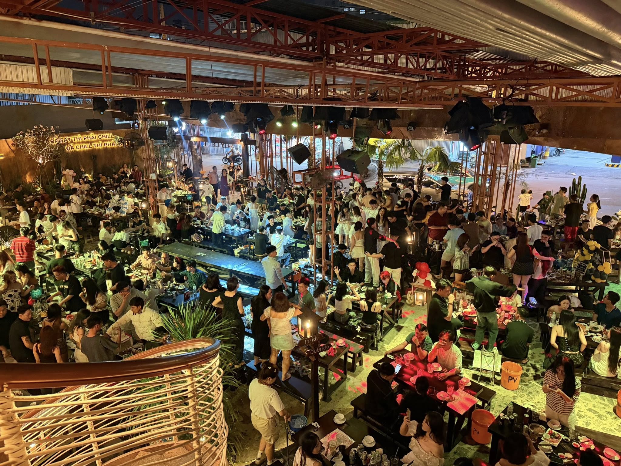 Quán Say Chill 524 Lê Quang Định, Bình Thạnh