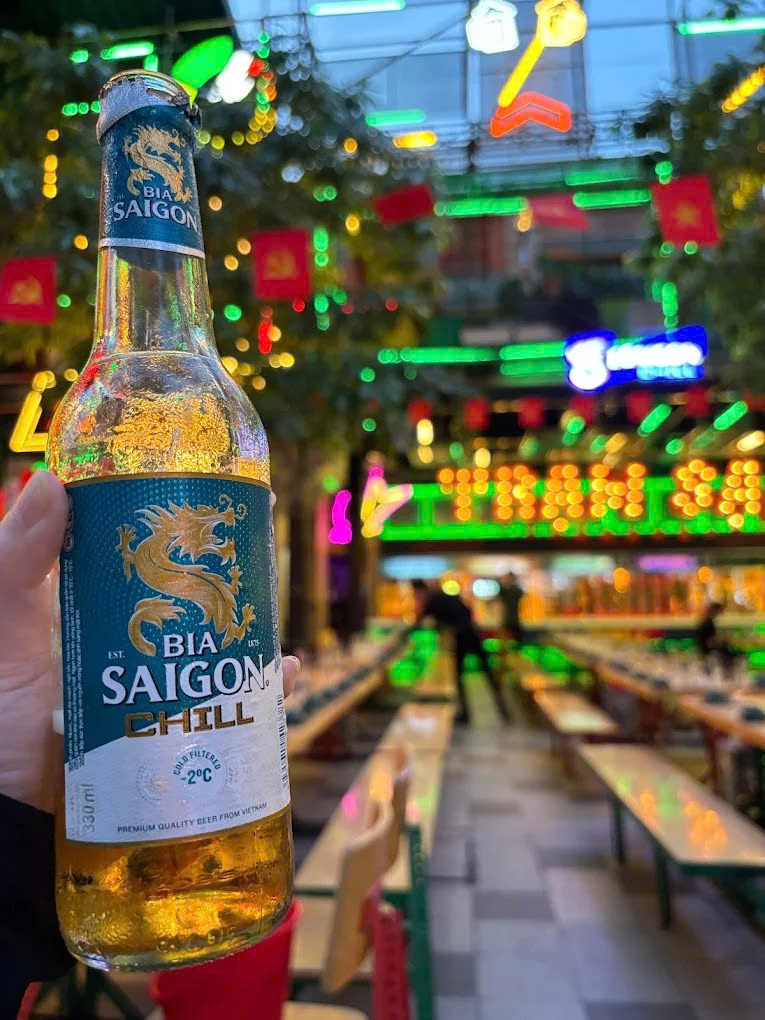 Sạc Station - 6 Trần Hưng Đạo, Quận 1