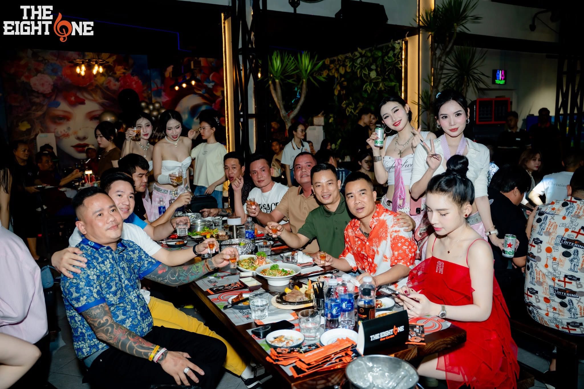 The Eight One Beer Club - 120 Tân Sơn Nhì, Quận Tân Phú