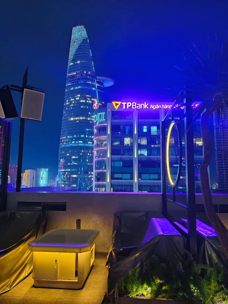 Zion Sky Lounge & Dining -  87A Hàm Nghi, Quận 1