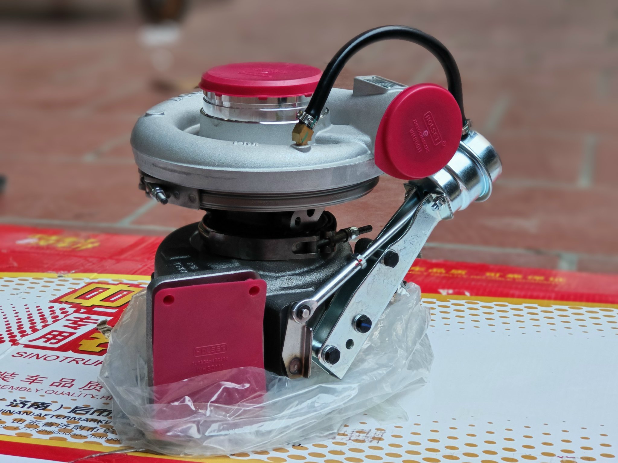 Turbo Howo 375 chính hãng sinotruk - Khiến xe của bạn chạy mạnh hơn và tiết kiệm nhiên liệu hơn