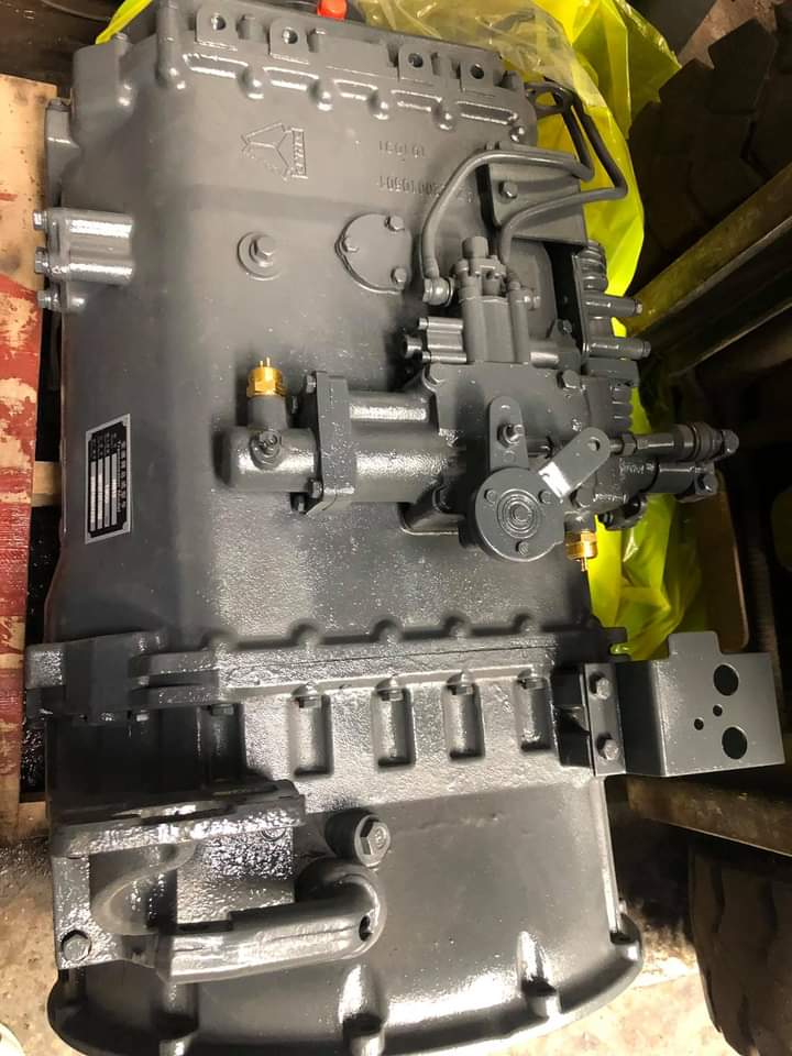 Hộp số xe tải Howo model HW19710T